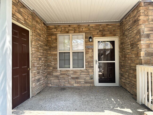 Foto del edificio - 2BR/2BA Updated Condo in Prospect Glen Vil...