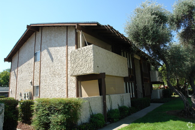 Building Photo - Cedar Grove Apartments