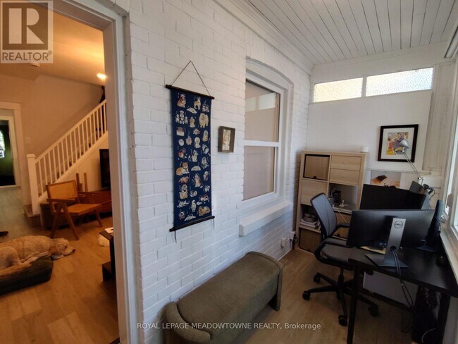 Photo du bâtiment - 25 Copeland Ave