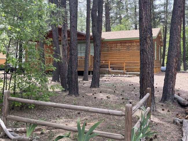 Building Photo - 2825 Pinon Pine Dr