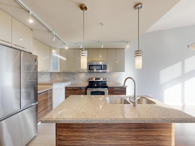 Photo du bâtiment - 12039-12064 64 Ave