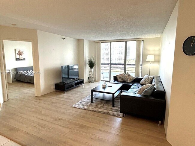 Foto del edificio - 3400 NE 192 St