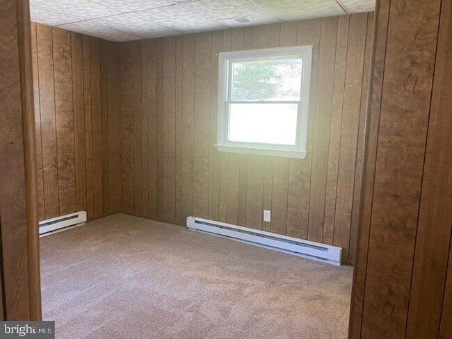 Foto del edificio - 7523 Dogwood Rd