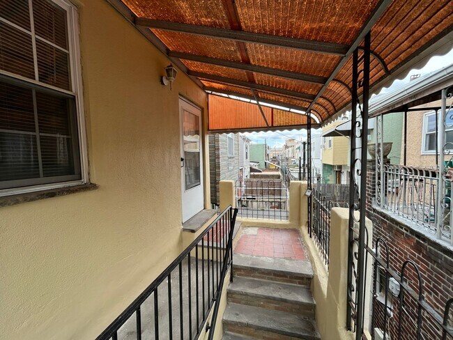 Foto del edificio - 1101 Tree St