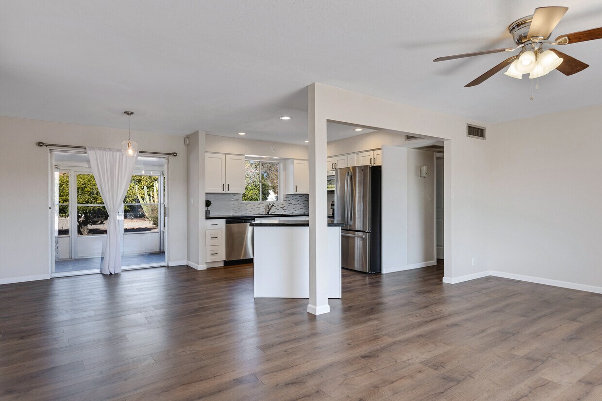 Open Floor Plan - 5434 E Dodge St