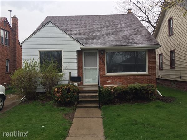 Primary Photo - 1081 Lincoln Ave