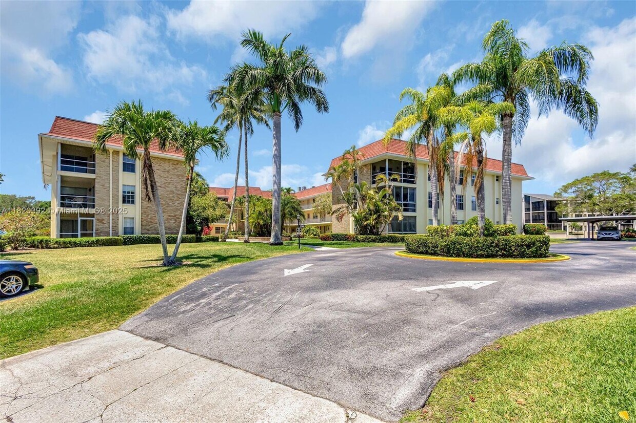 Foto principal - 5540 Tamberlane Cir