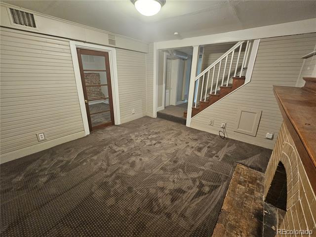 Building Photo - 803 N Marion St