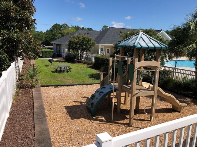 Building Photo - Beautiful Property in Bellingham Park!