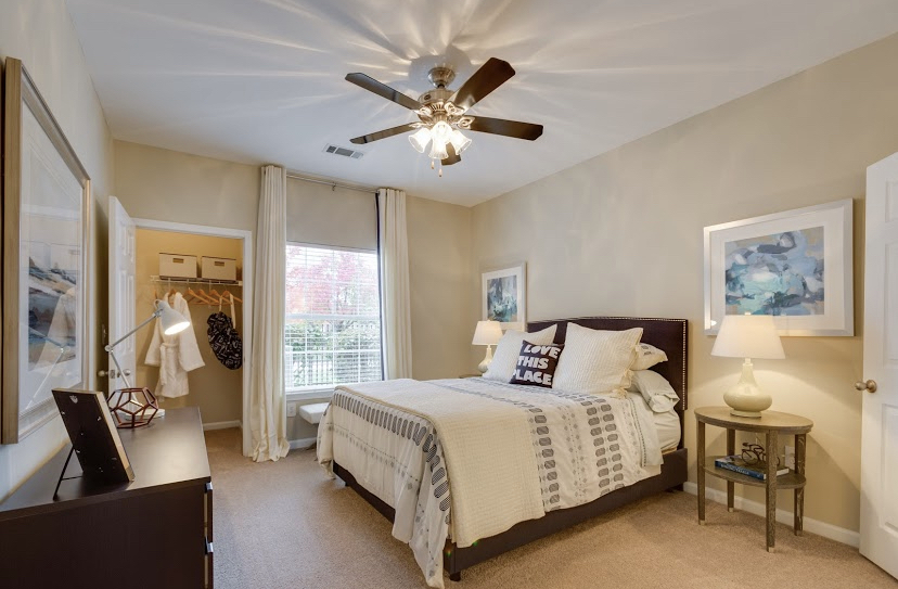 Primary Photo - 9101 Crowne Springs Cir