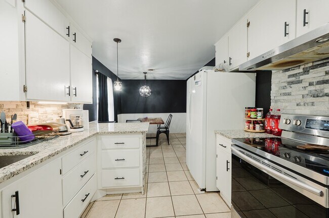 Foto del edificio - 1529 E 52nd St