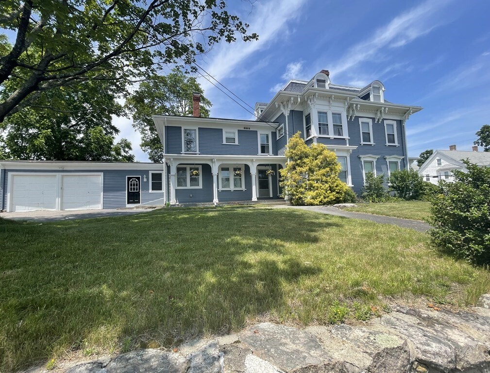Primary Photo - 108 Vernon St