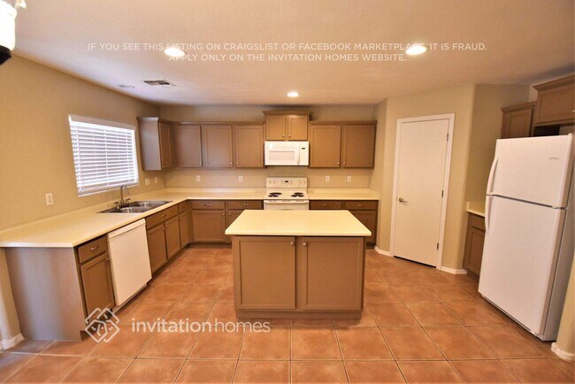 Foto del edificio - 39618 N Webb Cir