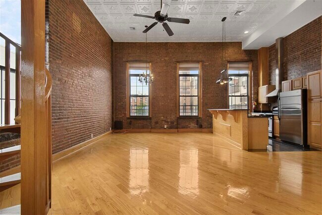 Building Photo - 180 Newark Ave