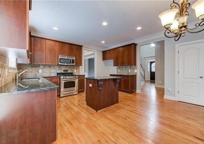 Building Photo - 4760 Bantry Way