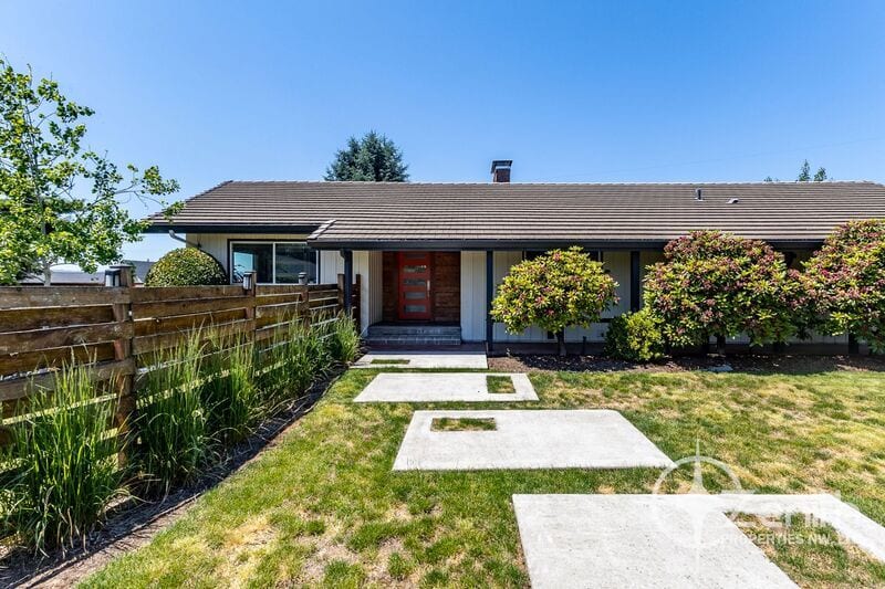 Foto principal - 8013 SE Maple Ave