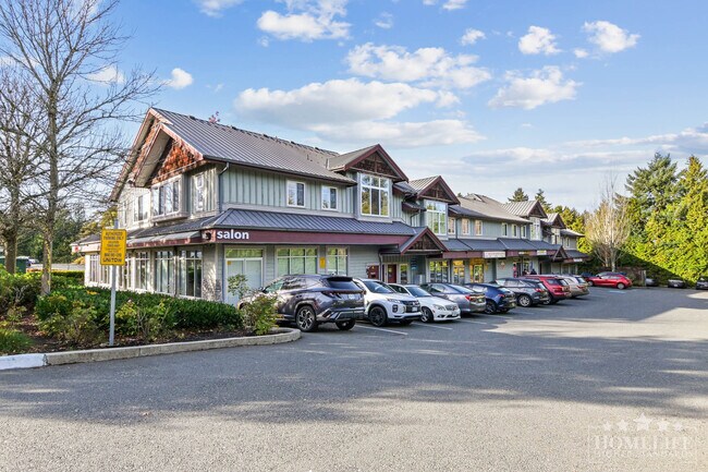 Building Photo - Bright & Spacious 2 Bed / 2 Bath Condo in ...