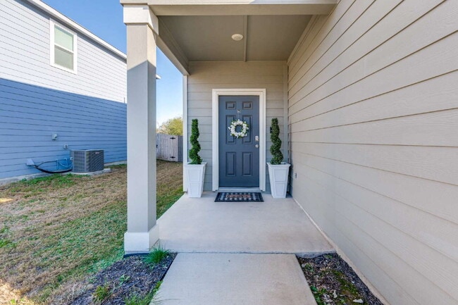 Foto del edificio - 5628 Pearl Mdw