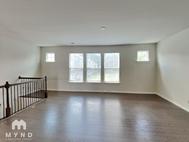 Foto del edificio - 15116 Holly Run Ln