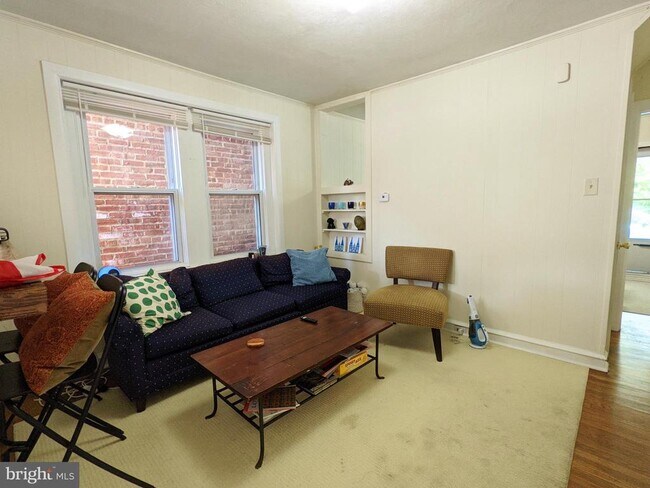 Foto del edificio - 728 W Railroad Ave