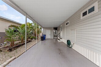 Building Photo - 4685 Kahlua Ln