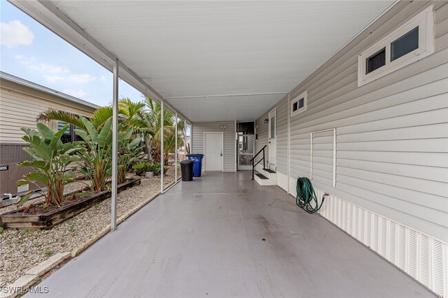 Foto del edificio - 4685 Kahlua Ln
