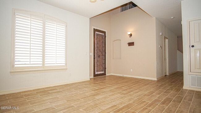 Foto del edificio - 14613 Sunny Land Ave