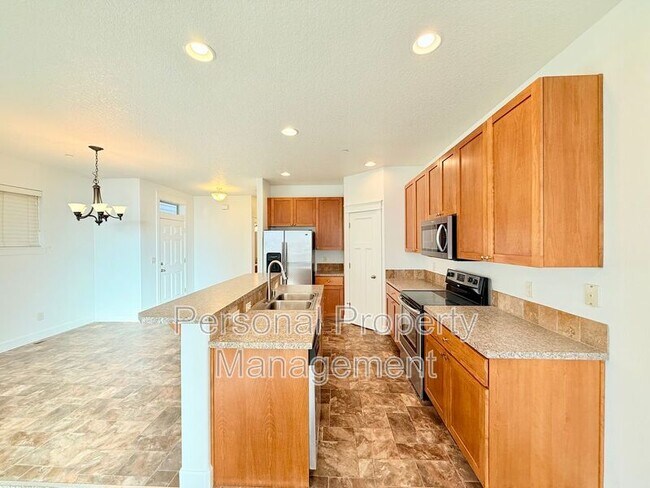 Foto del edificio - 3344 NW 47th Dr