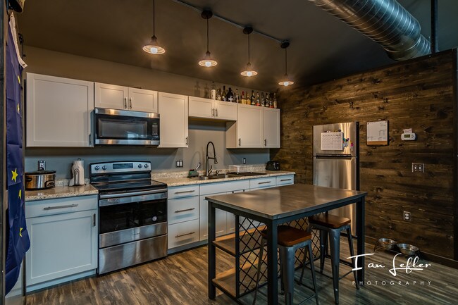 Foto del edificio - 941 Lincolnwood Dr