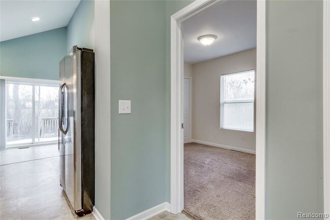 Building Photo - 405 Steadfield St