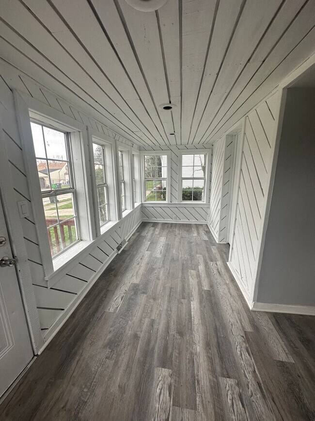 Foto del edificio - 12323 Park Knoll Dr
