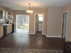 Building Photo - 705 E Dominick St