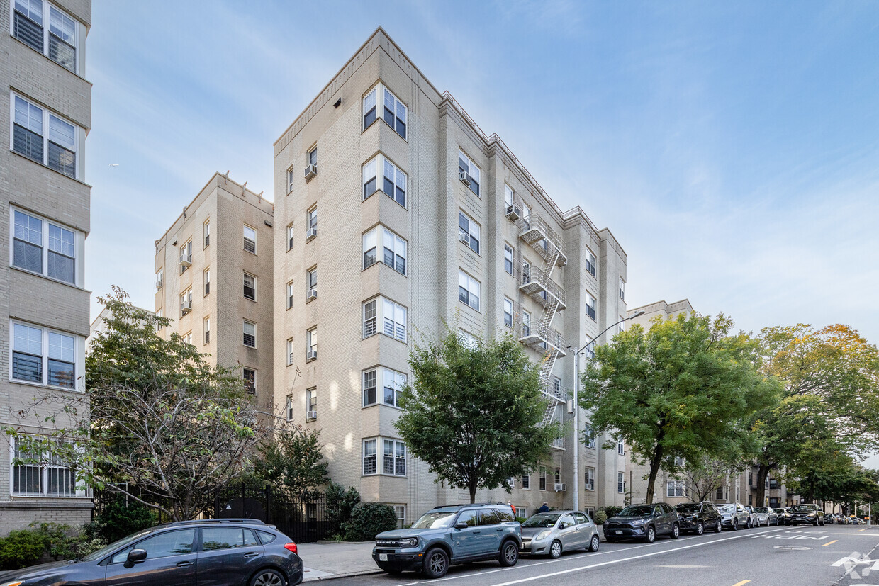 720 Ft Washington Avenue Apartments in New York, NY