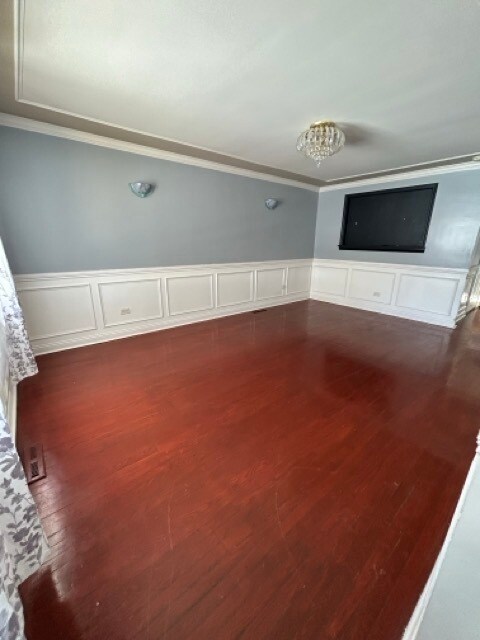 Foto del edificio - 14520 Harvey Ave