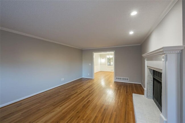 Foto del edificio - 4648 Calumet Cir NW