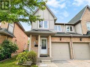 Building Photo - 2955 Thomas St