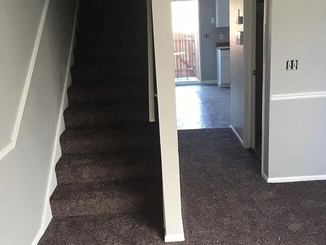 Foto del edificio - 2741 Centerbrook Dr