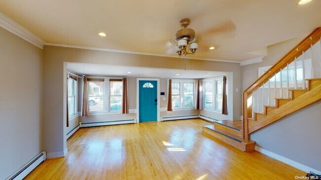 Foto del edificio - 23 Bainbridge Ave