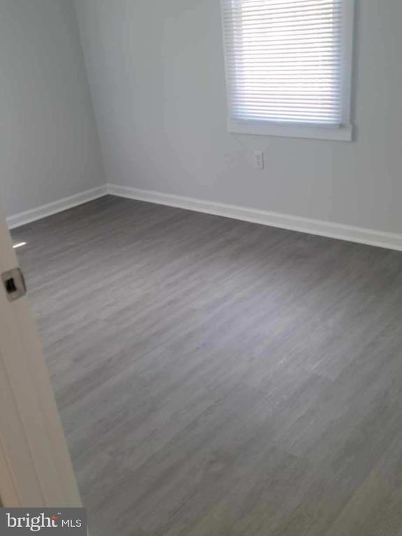 Foto del edificio - 870 Planters Wharf Rd