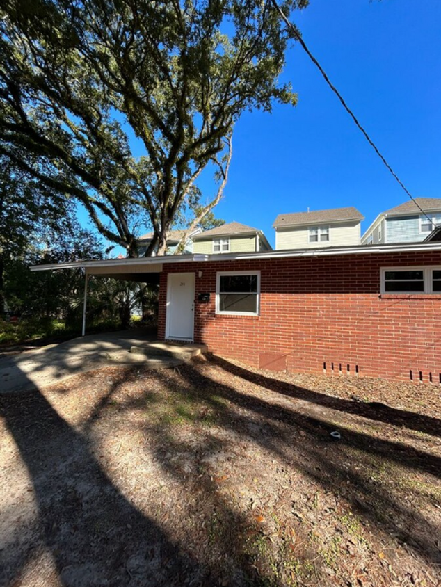 Primary Photo - 2 Bedroom Condo near FSU!