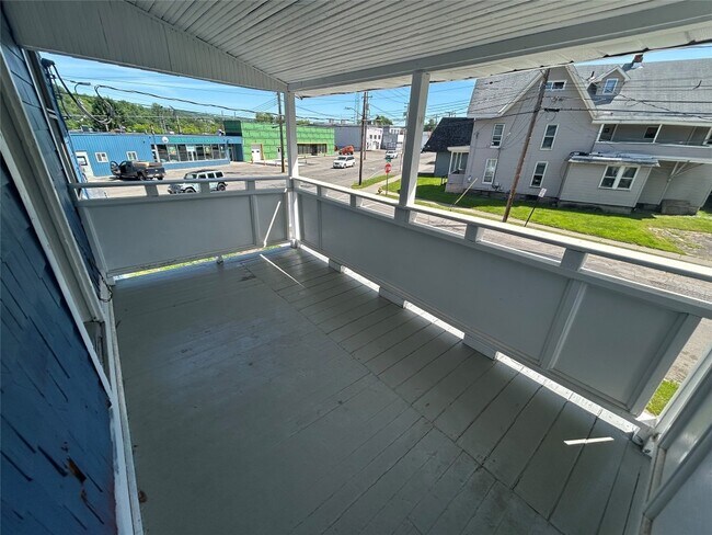 Foto del edificio - 2 Fillmore Ave