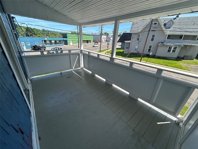 Building Photo - 2 Fillmore Ave