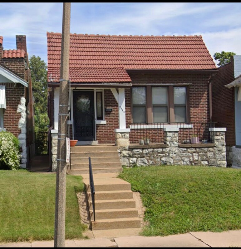 4463 Labadie Ave, St. Louis, MO 63115 House Rental in St. Louis, MO