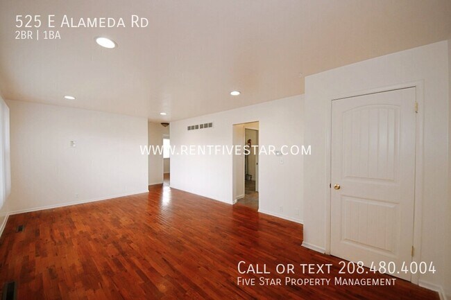 Foto del edificio - 525 E Alameda Rd