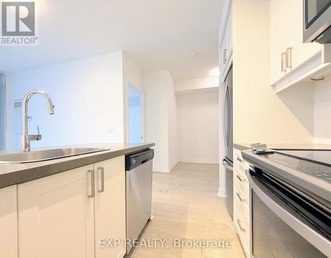 Photo du bâtiment - 50 Wellesley St E