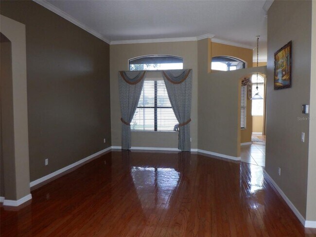 Building Photo - 1936 Cascades Cove Dr
