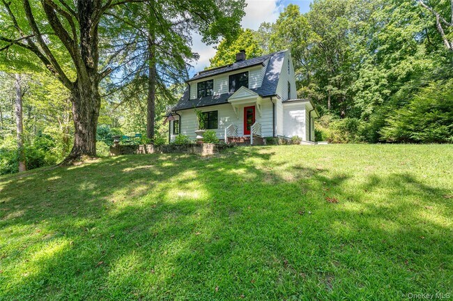 Foto del edificio - 277 Stone Hill Rd
