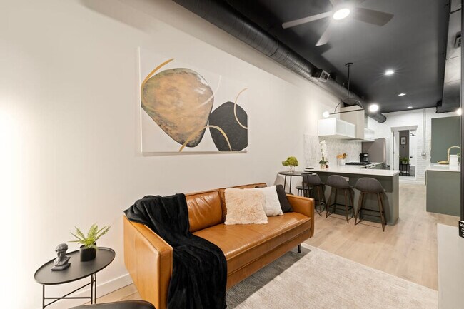 Foto del edificio - 2655 W Huron St