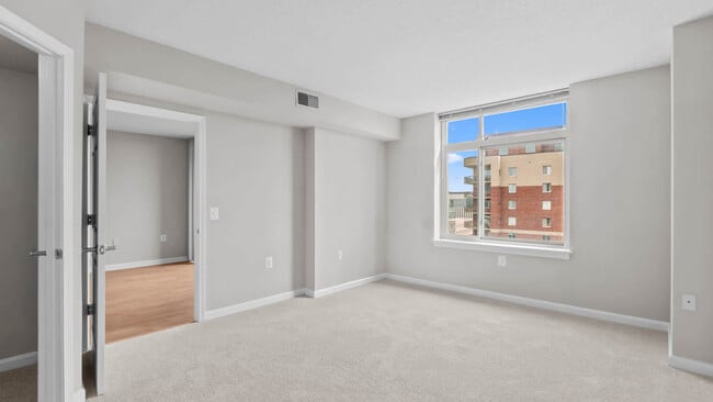 Bedroom - Virginia Square