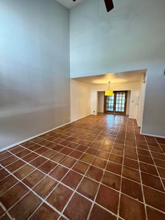 Foto del edificio - 22291 Woodspring Dr